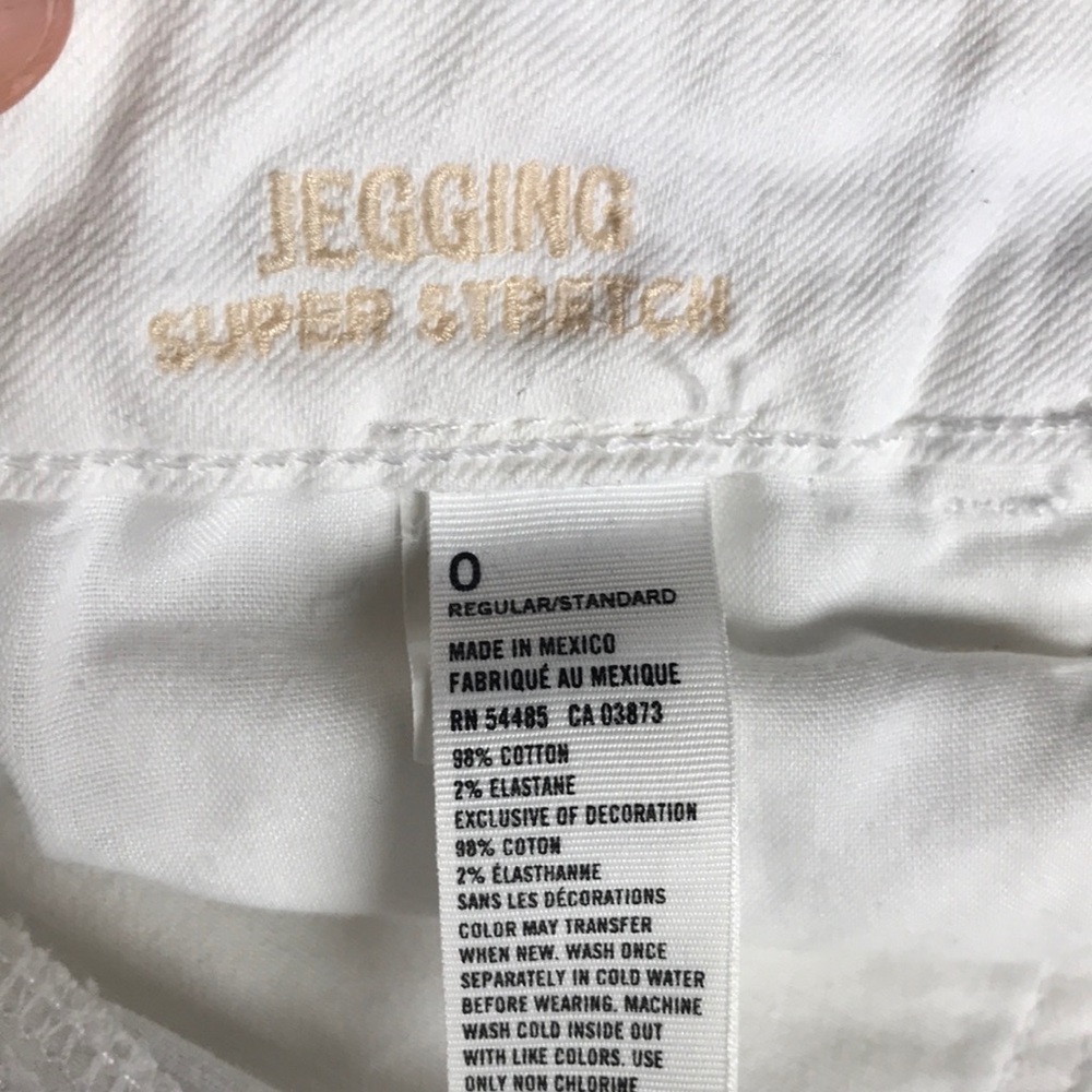 American Eagle White Jegging